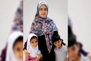آخرین وداع تنها بازمانده خانواده ۴ نفره مینابی با عزیزانش