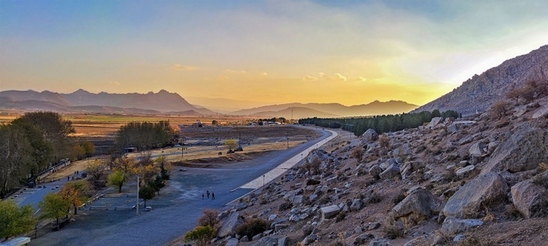 شاهکار مهندسی ایرانیان باستان، وقتی کوه در برابر هنر ایرانیان سر خم می‌کند!